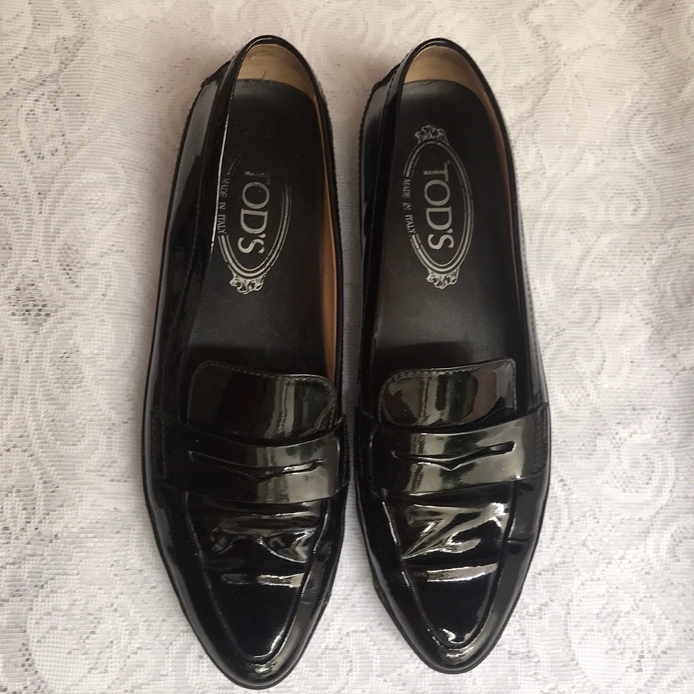 Tod’s black patent loafers size 37